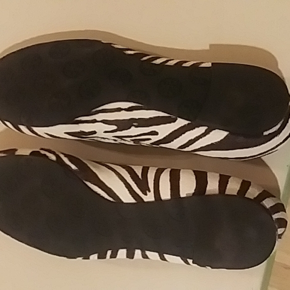 Tory Burch fur flats - Picture 5 of 7